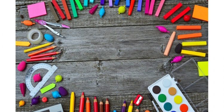 Wyprawka szkolna dla dziecka do 300 zł